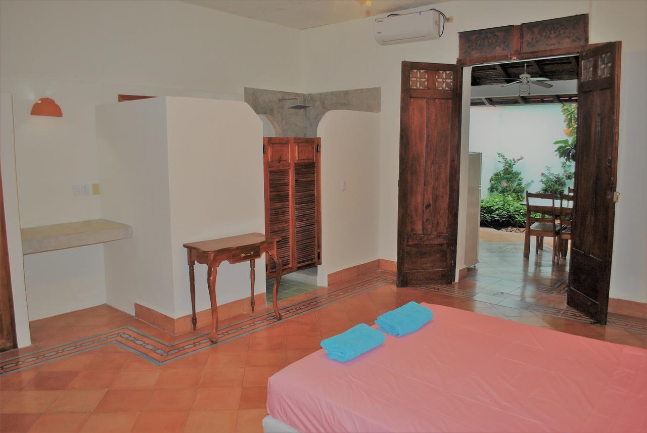 Casa Calala Aparthotel กรานาดา ภายนอก รูปภาพ