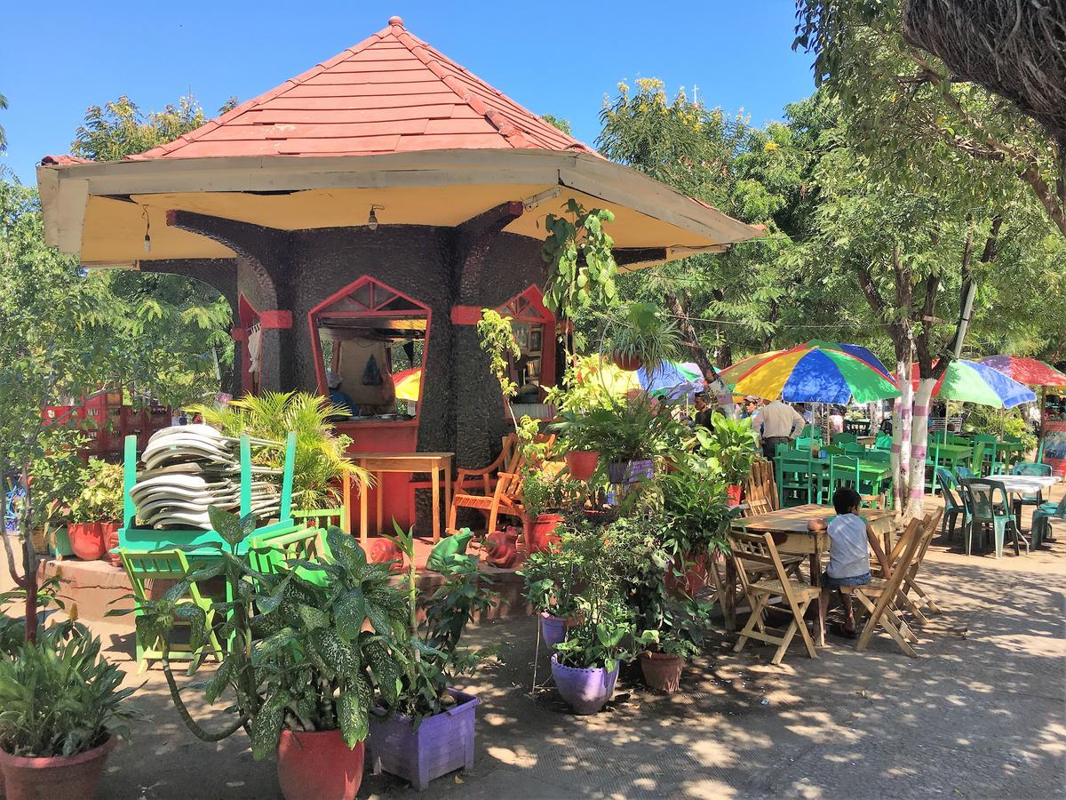 Casa Calala Aparthotel กรานาดา ภายนอก รูปภาพ