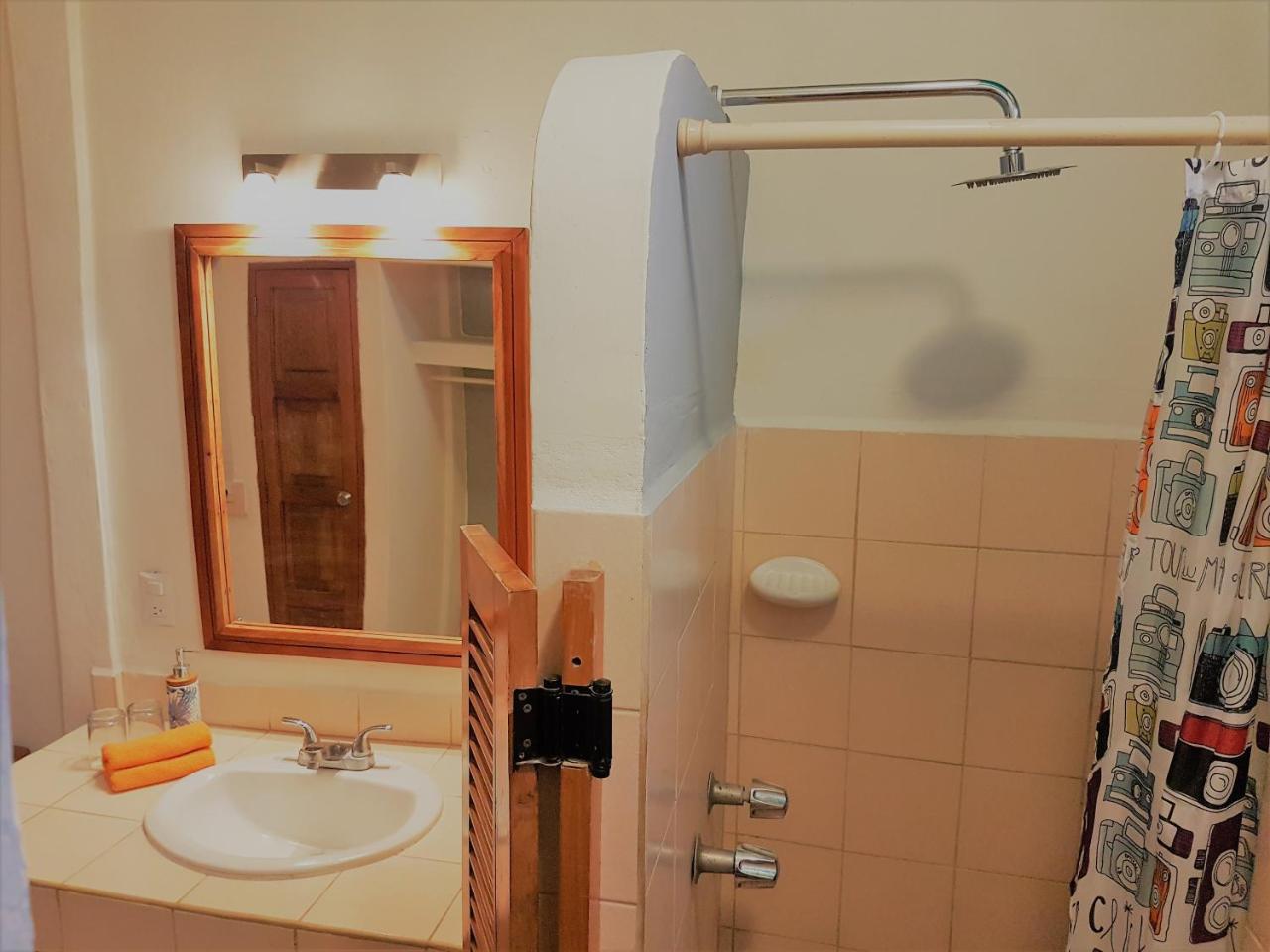 Casa Calala Aparthotel กรานาดา ภายนอก รูปภาพ