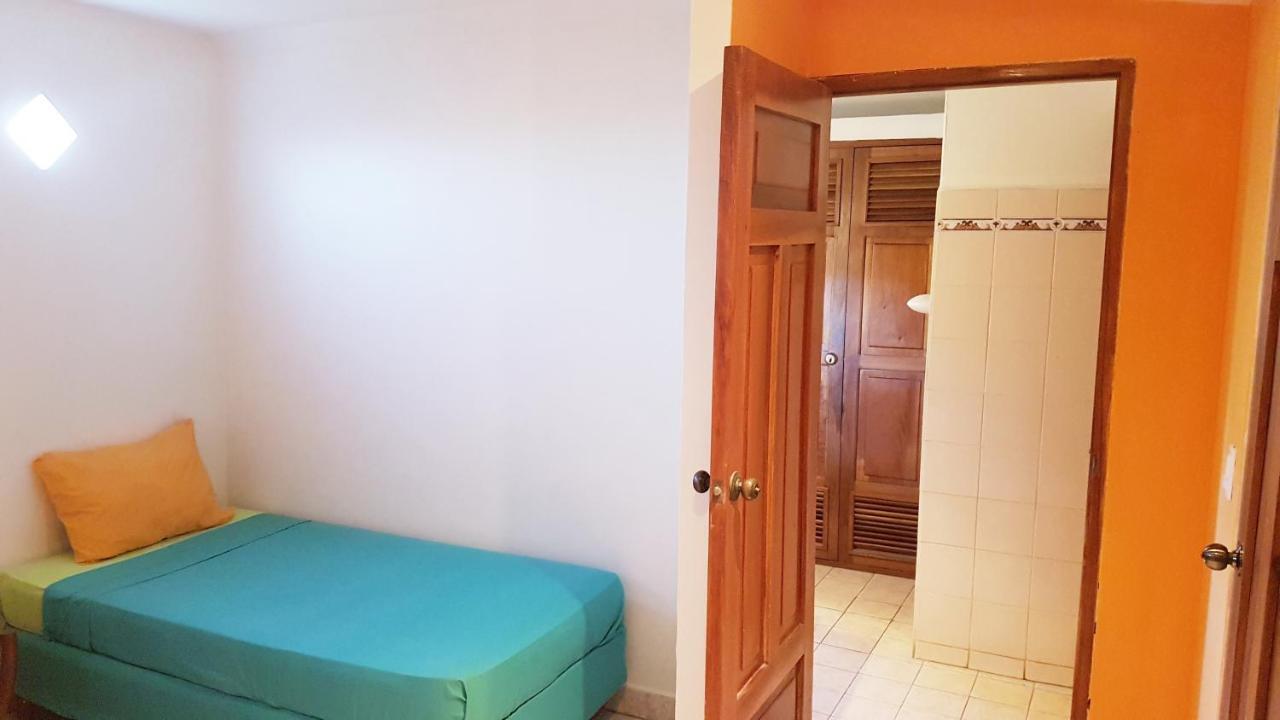 Casa Calala Aparthotel กรานาดา ภายนอก รูปภาพ