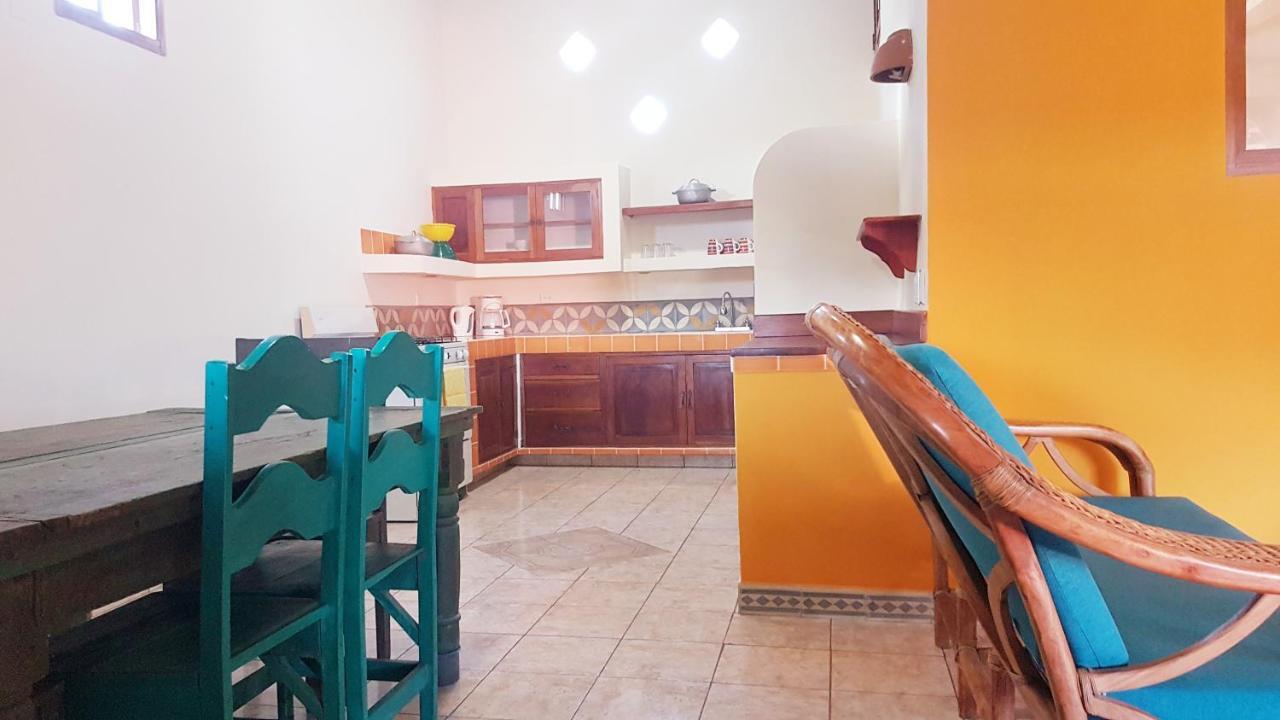 Casa Calala Aparthotel กรานาดา ภายนอก รูปภาพ